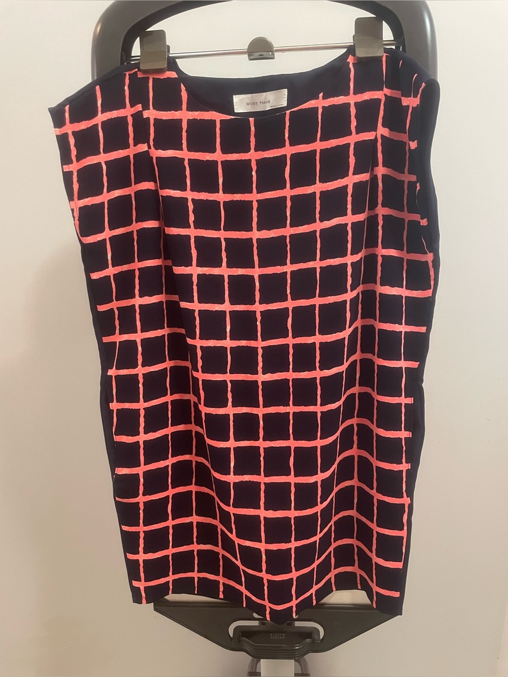 Dark blue + fresh red color sleeveless dress
